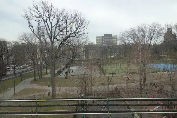St. James Recreation Center, Fordham