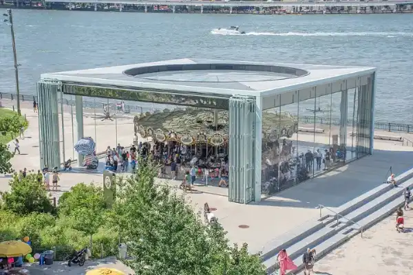 Jane's Carousel, DUMBO