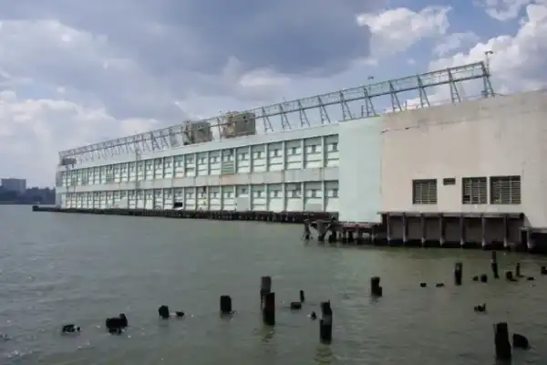Pier 57 Rooftop Park, Chelsea