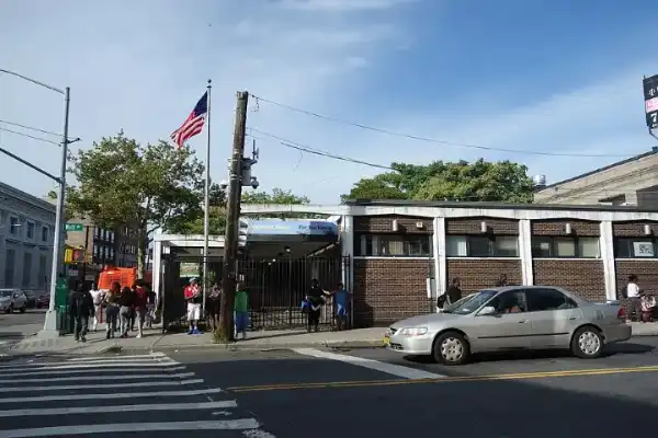 NYC FIRST STEM Center @ QPL Far Rockaway, Far Rockaway