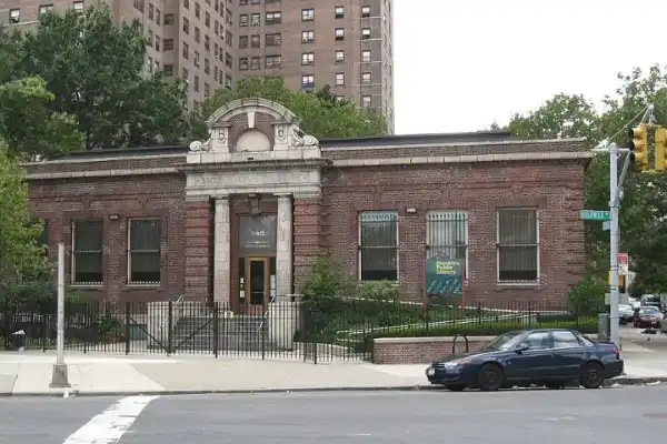 Bushwick Library, Bushwick