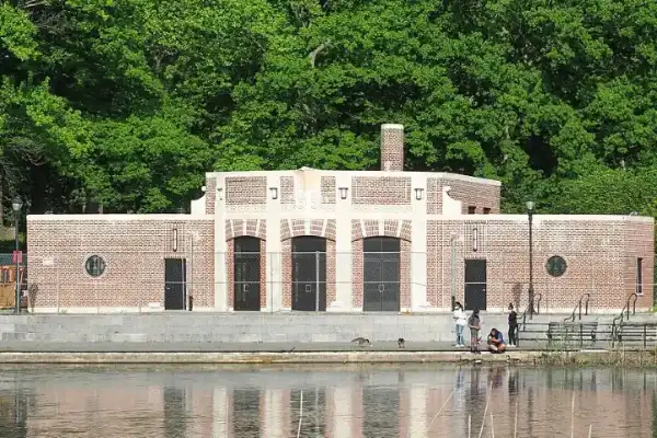 Crotona Pool, Crotona Park