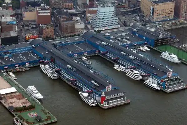 Chelsea Piers Sports & Entertainment Complex, Chelsea