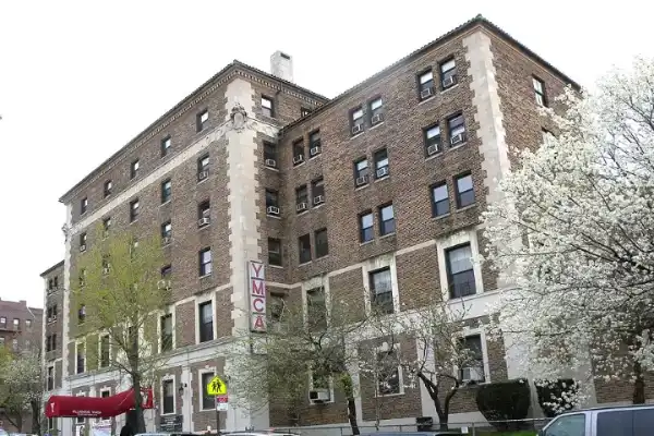 Flushing YMCA, Flushing