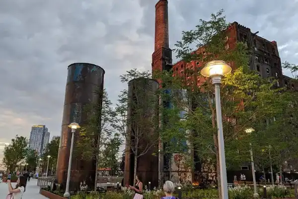 Domino Park, Williamsburg