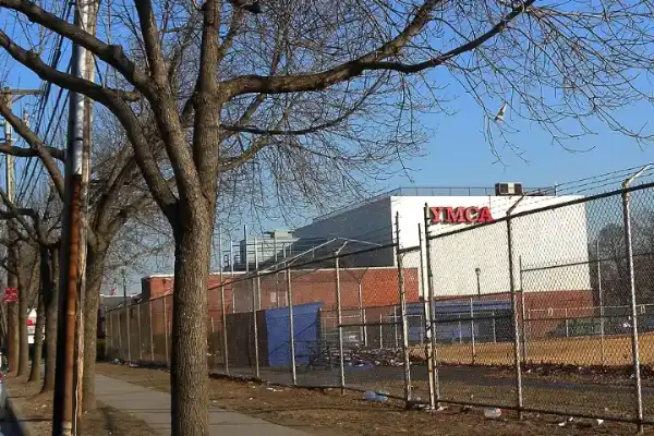 Cross Island YMCA, Bellerose