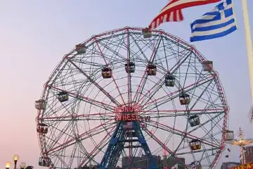 Deno's Wonder Wheel Amusement Park